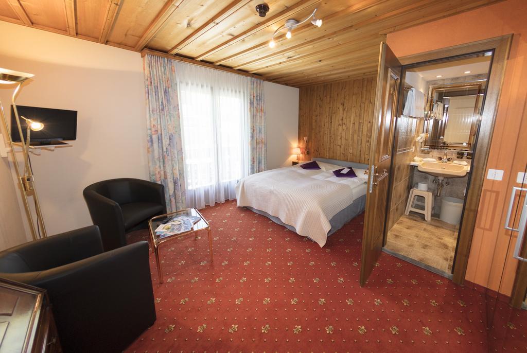 Chalet-Hotel Larix دافوس المظهر الخارجي الصورة